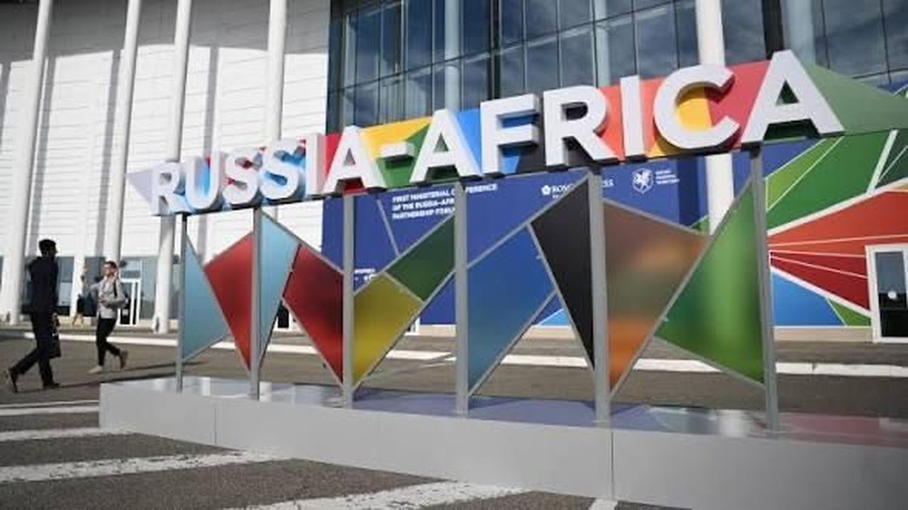 Parceria com a Rússia pode transformar a África em um importante polo comercial e produtivo, afirma especialista