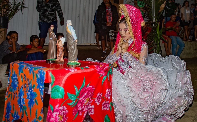 Em Arapiraca, Fé e tradição marcam abertura do maior São João Comunitário do Brasil