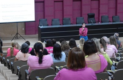 Tribunal de Contas de Alagoas promove palestra em apoio ao Outubro Rosa