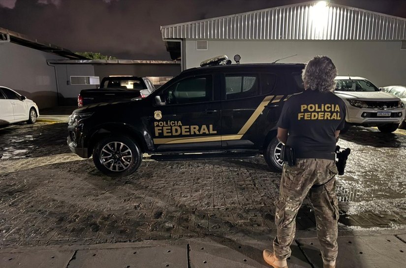 Operação contra tráfico interestadual mira suspeitos em Maceió e bloqueia milhões do crime organizado