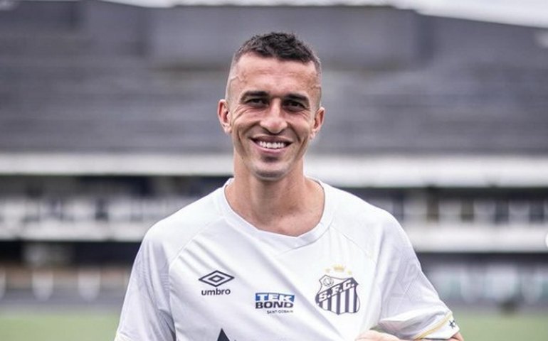 Revelado no São Paulo, João Schmidt reforça Santos em volta ao Morumbi: 'Emoção diferente'