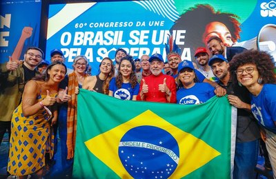 Durante 60º Congresso da UNE, presidente Lula sanciona lei que amplia assistência estudantil