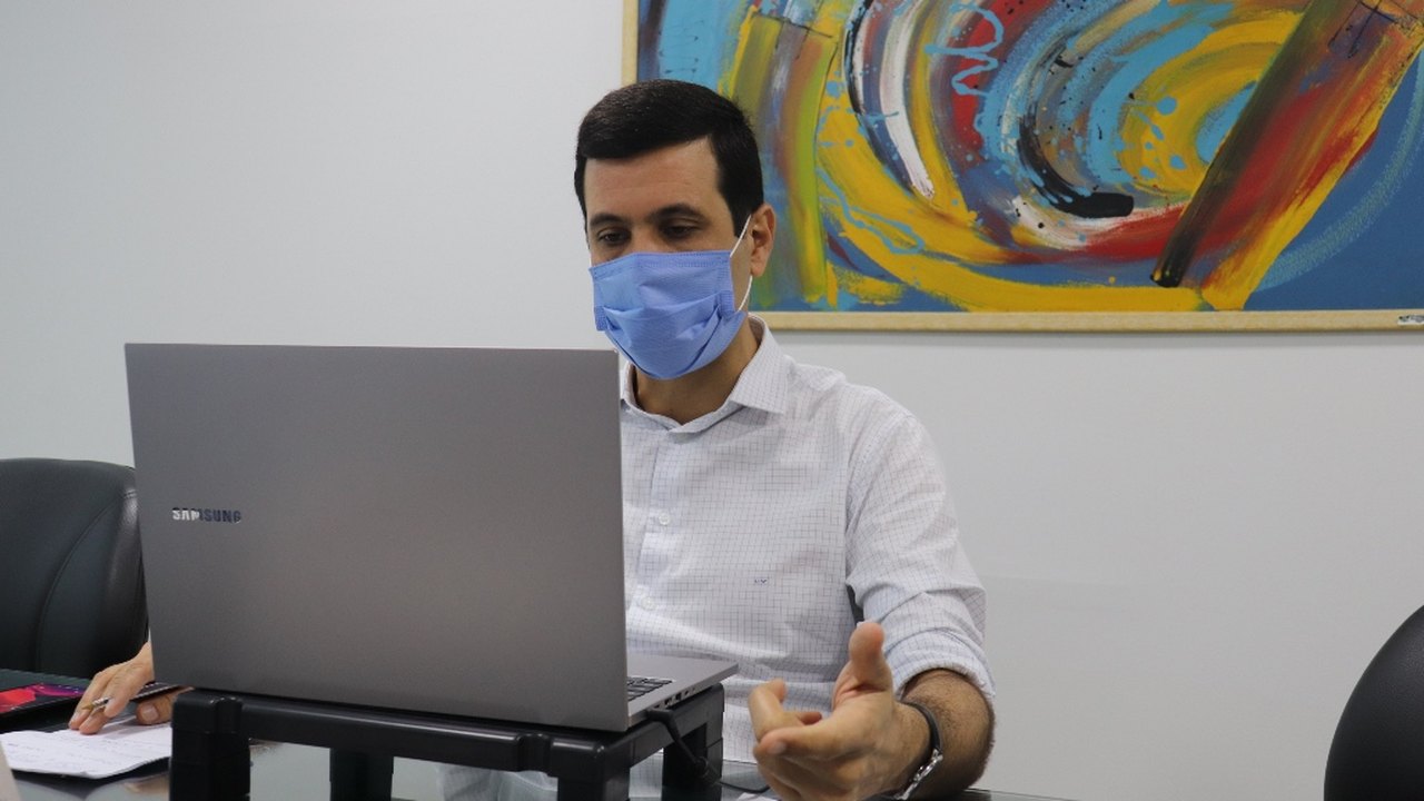 AMA alerta que descumprimento da pactuação pode levar a escassez de vacinas