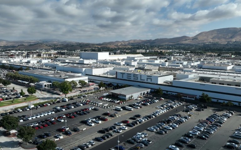 Tesla é processada por 'racismo generalizado' em fábrica na Califórnia