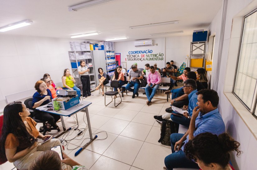Educação de Maceió seleciona 17 cooperativas para fornecer alimentos da merenda escolar