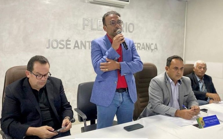 Prefeito Theobaldo Cintra anuncia calendário de pagamentos salarial em Major Izidoro