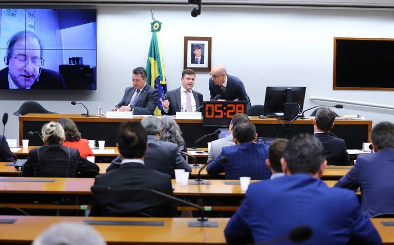 Plano Safra precisará de R$ 400 bi para custeio e investimentos, avaliam debatedores