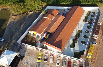 Prefeito Ronaldo Lopes investe em escola digna para o povo da zona rural de Penedo