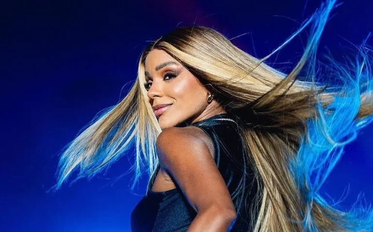 Elogiada no ensaio da Beija-Flor, Brunna Gonçalves investe mais de R$ 500 mil no carnaval e faz aulas com rainha do Tuiuti: 'É o mínimo que tenho que fazer'