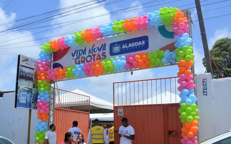 Sesau realiza 2.483 atendimentos na Grota das Piabas durante ação do Programa Vida Nova nas Grotas