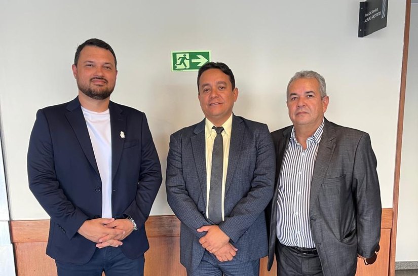 MS: Rodrigo Buarque apoia secretário de saúde na busca por habilitação de CER