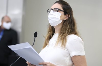 Deputada pede prioridade para trabalhadores e usuários do transporte público na vacinação contra Covid-19