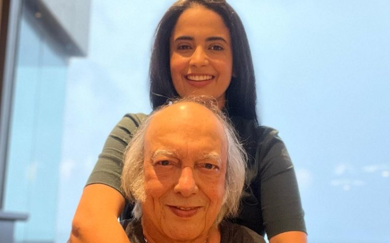 Erasmo Carlos: viúva preserva pilha de jornais e quadro embrulhado desde a morte do cantor