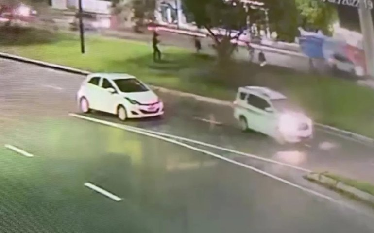 Bahia protesta após polícia indiciar ataque ao ônibus como lesão corporal leve