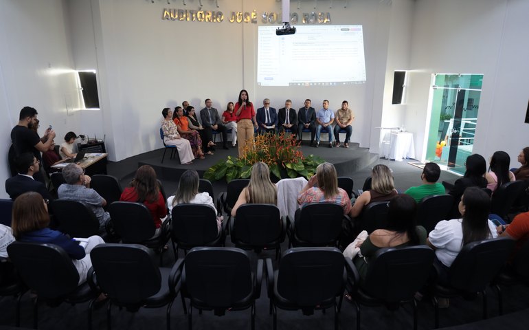 Ministério Público debate enfrentamento ao feminicídio com instituições e população de oito municípios do sertão de Alagoas