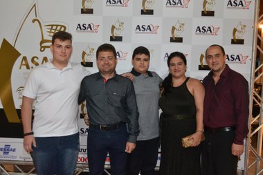 DSC_3176-(Copy).jpg