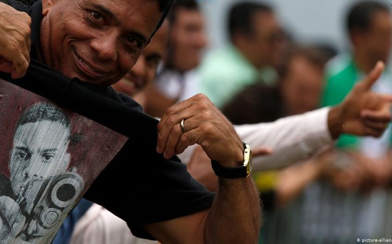 Registros de novas armas aumentam 48% em 11 meses de Bolsonaro