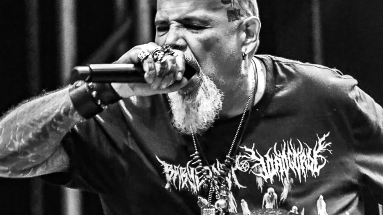 João Gordo lembra show de abertura para os Ramones, em 1991: 'Quando convidaram a gente, para mim foi tipo um ataque cardíaco'