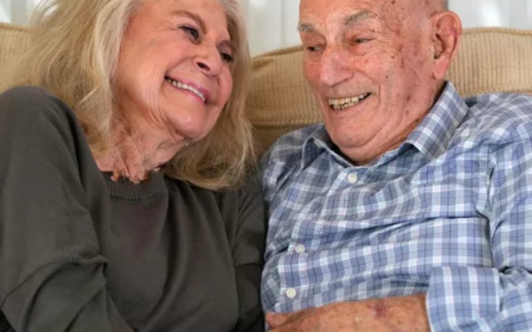 80 anos do Dia D: Veterano de guerra se casa aos 100 anos após celebrações na França