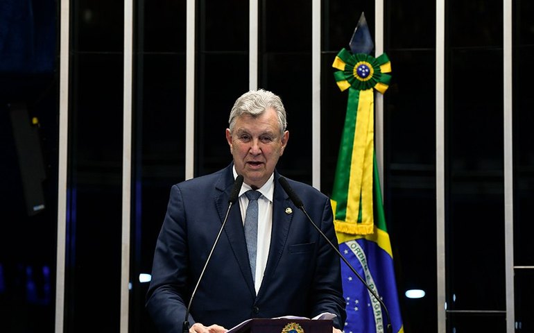 Heinze destaca potencial produtivo do país e celebra pioneiros da Embrapa