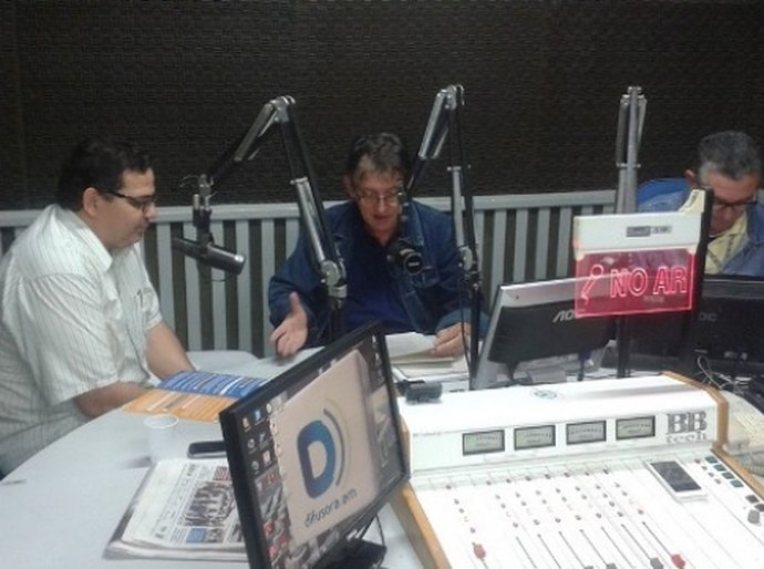 Secom reúne profissionais do Estado em homenagem ao mês do radialista