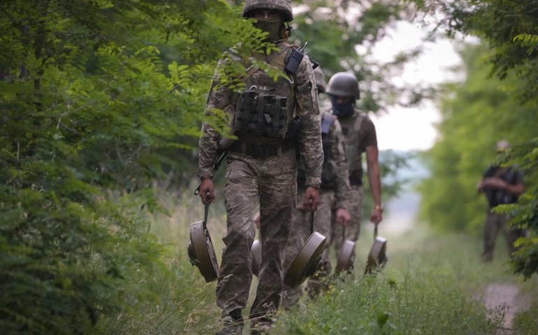 Forças ucranianas sofrem perdas de 1.250 soldados em 24 horas, afirma Ministério da Defesa russo
