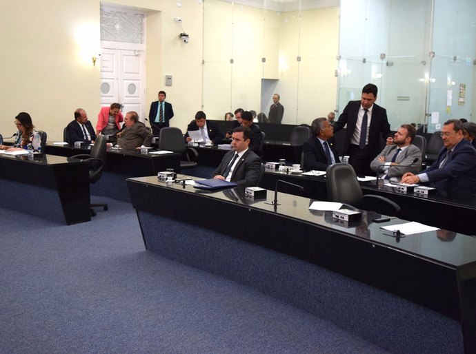 ALE aprova, em 1º turno, projeto que institui o PAA da Agricultura Familiar