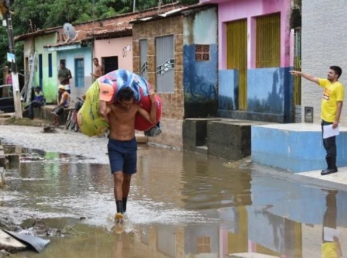 União libera R$ 2,2 milhões para áreas atingidas pelas chuvas em Maceió