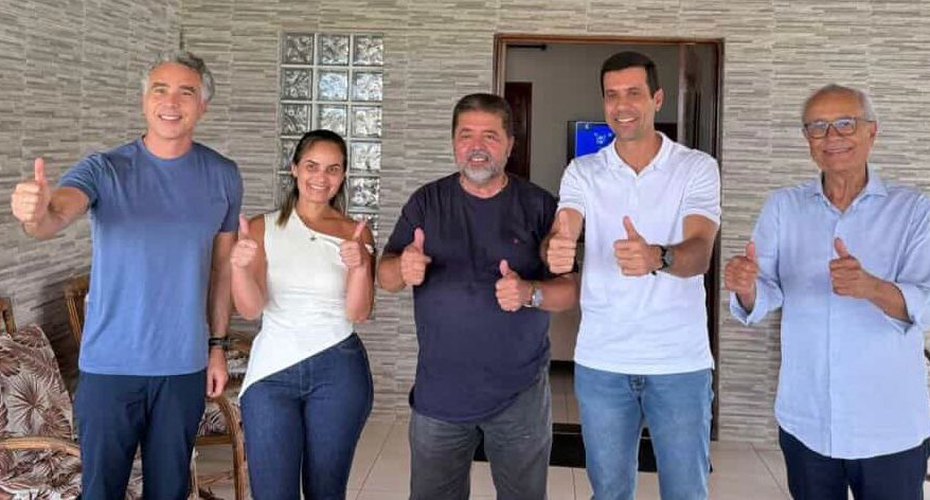 Hugo Wanderlei e Rafael Brito recebem apoio de Adriano Barros em Joaquim Gomes