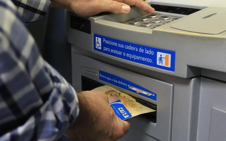 Governo de Alagoas libera pagamento para todos os servidores nesta segunda-feira (30)