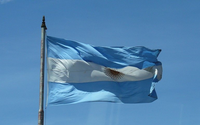Na Argentina, inflação ao consumidor sobe 52,3% ante fevereiro de 2021