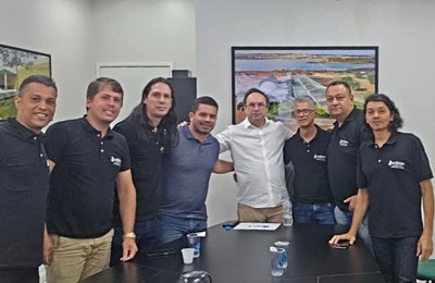 Prefeito de Arapiraca e AMEAR discutem soluções para Conservatório de Música