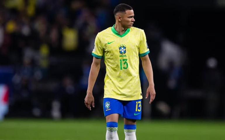 Vanderson e Gabriel Magalhães se machucam após convocação e comprometem lista de Ancelotti