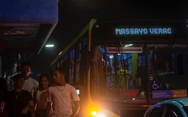 Prefeitura garante ônibus gratuitos para o público do Verão Massayó