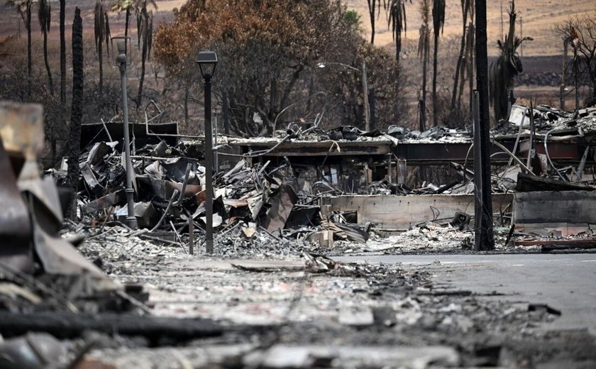 Autoridades do Havaí divulgam lista de 388 pessoas desaparecidas nos incêndios florestais