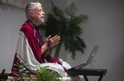 Lama Padma Samten faz primeiro retiro budista em Maceió no CEBB Garça