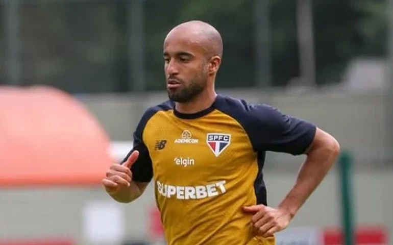 Lucas Moura sofre ruptura no tendão de Aquiles e só volta ao São Paulo em 2027