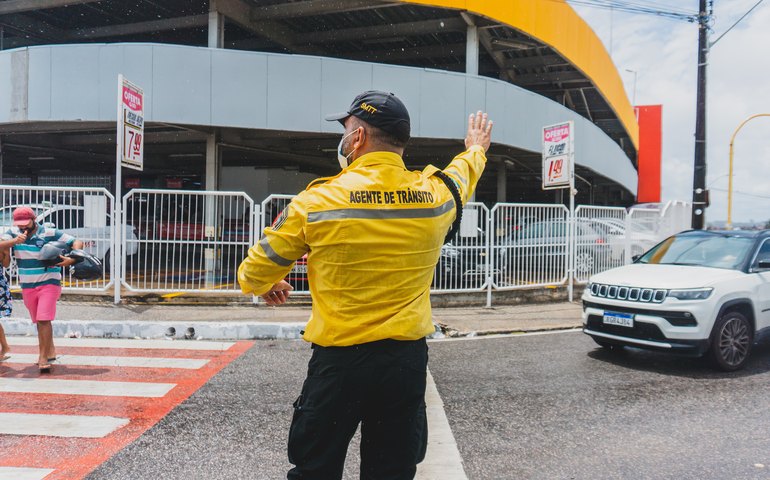 Evento esportivo modifica trânsito na orla marítima neste fim de semana