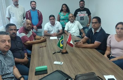 Prefeito cancela festejos juninos e decide ratear os gastos do evento com os desabrigados 