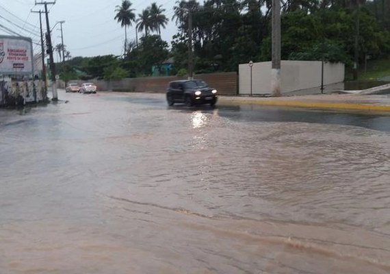 Chuvas em Maceió registram acumulado de 37 mm nas últimas 24 horas