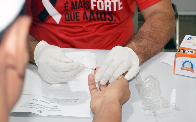 Hospital Helvio Auto oferece testes de HIV abertos ao público nesta sexta-feira (6)