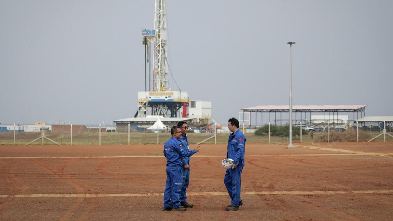 Qual é a estratégia da China para impulsionar seu setor energético até 2030?