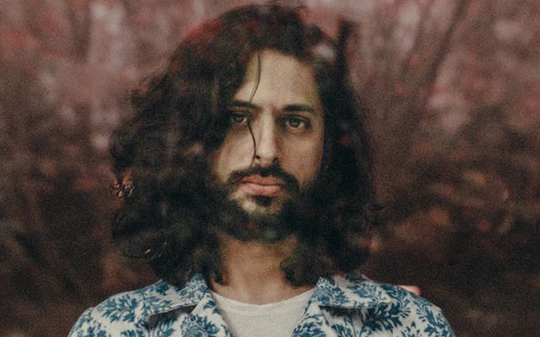 Ganhador do Latin GRAMMY, Ian Ramil sobe álbum “Tetein”