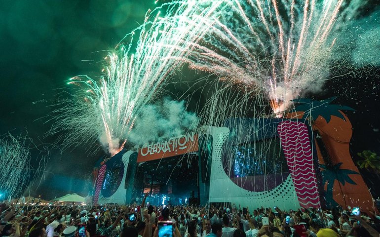 Mais de 12 mil pessoas recebem 2020 ao som de Gusttavo Lima no Réveillon Celebration