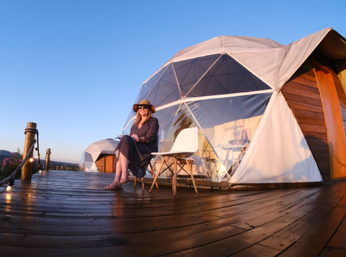 De barracas a cabanas de luxo: descubra as várias formas de acampar no Brasil