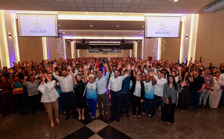 Prefeitura de Maceió e SENAI realizam aula inaugural de cursos para alunos da EJAI