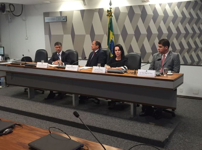 Conselheira Federal da OAB/AL acompanha audiência sobre Código de Aeronáutica