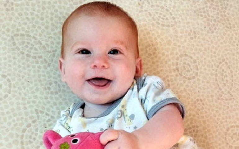 Hamas diz que bebê de 10 meses sequestrado em Israel foi morto em bombardeio