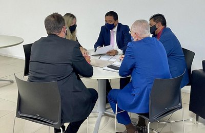 Prefeito Júlio Cezar solicita ao Ministério da Saúde novos serviços para a UPA de Palmeira