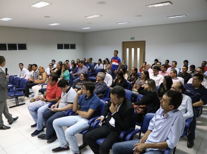 Lojistas são capacitados para fazer milhões empreendendo nas vendas